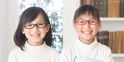 小兒斜弱視?？?/>
        <div class=